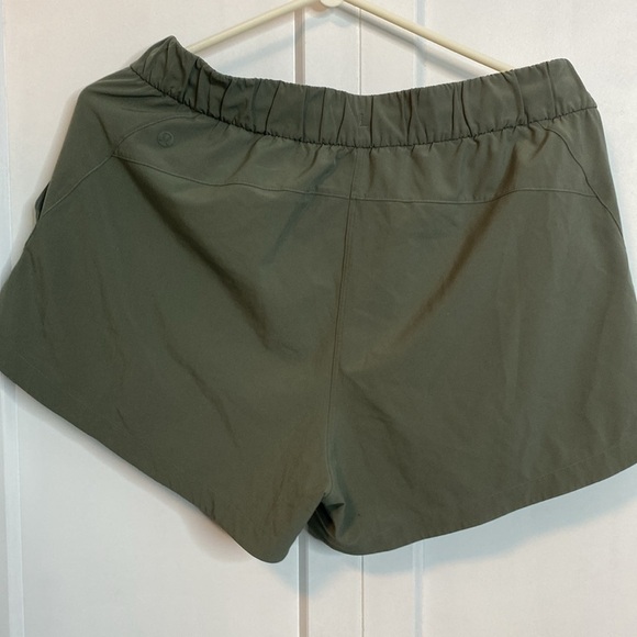lululemon Stroll at Sundown Shorts - Picture 7 of 9